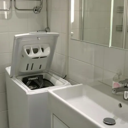 Convenient For 2 In Appartement Helsinki