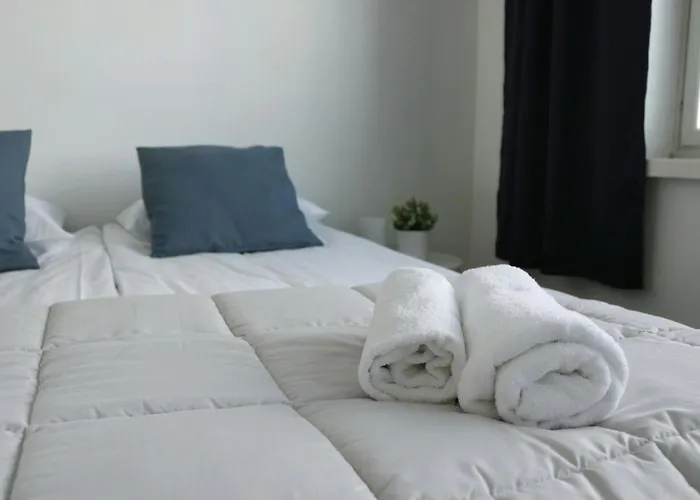 Convenient For 2 In Apartment