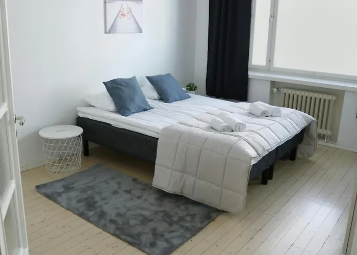 Apartment Convenient For 2 In